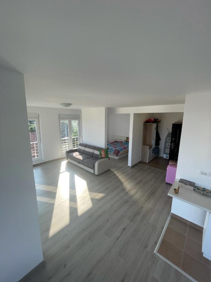 Apartment Upart House