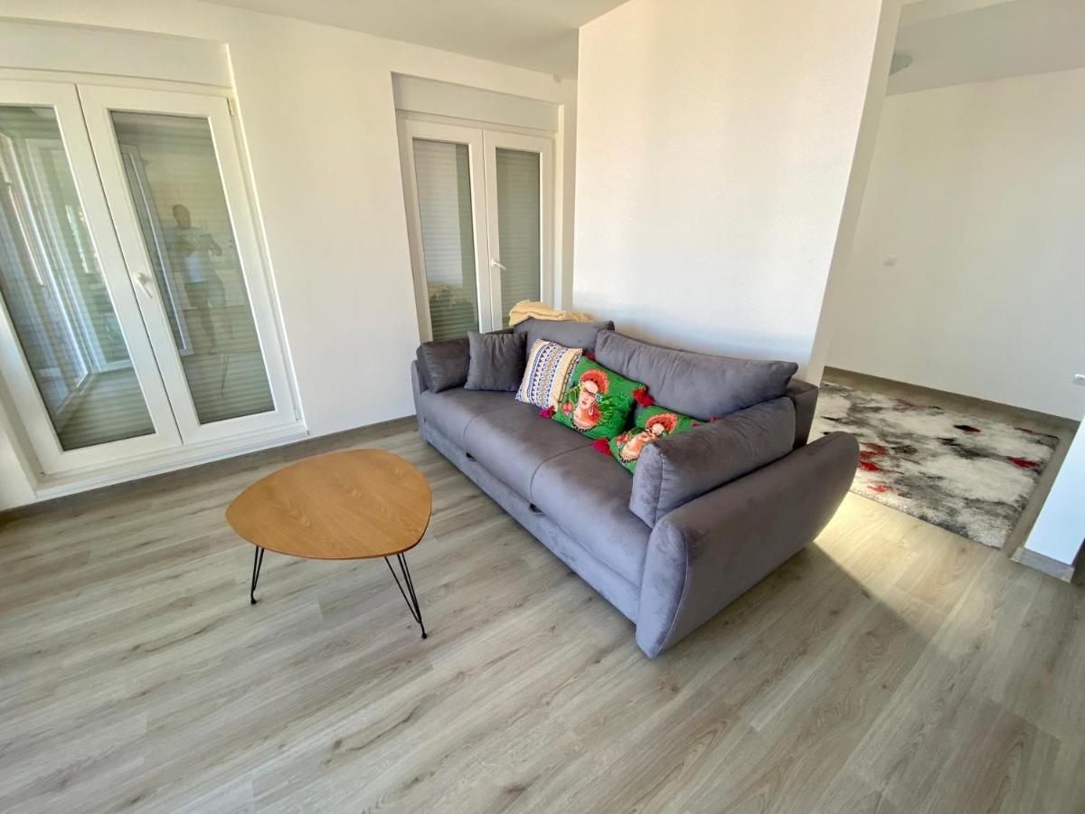 Apartment Upart House Petrovac